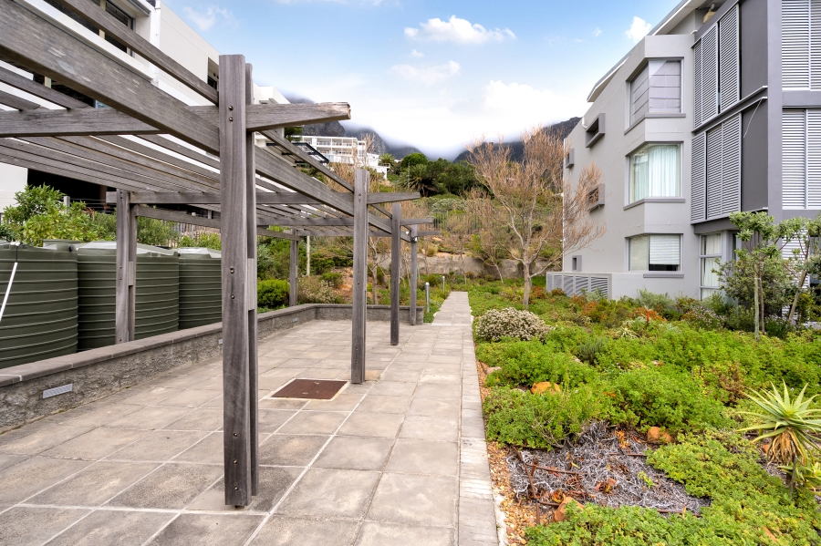 To Let 3 Bedroom Property for Rent in Camps Bay Western Cape